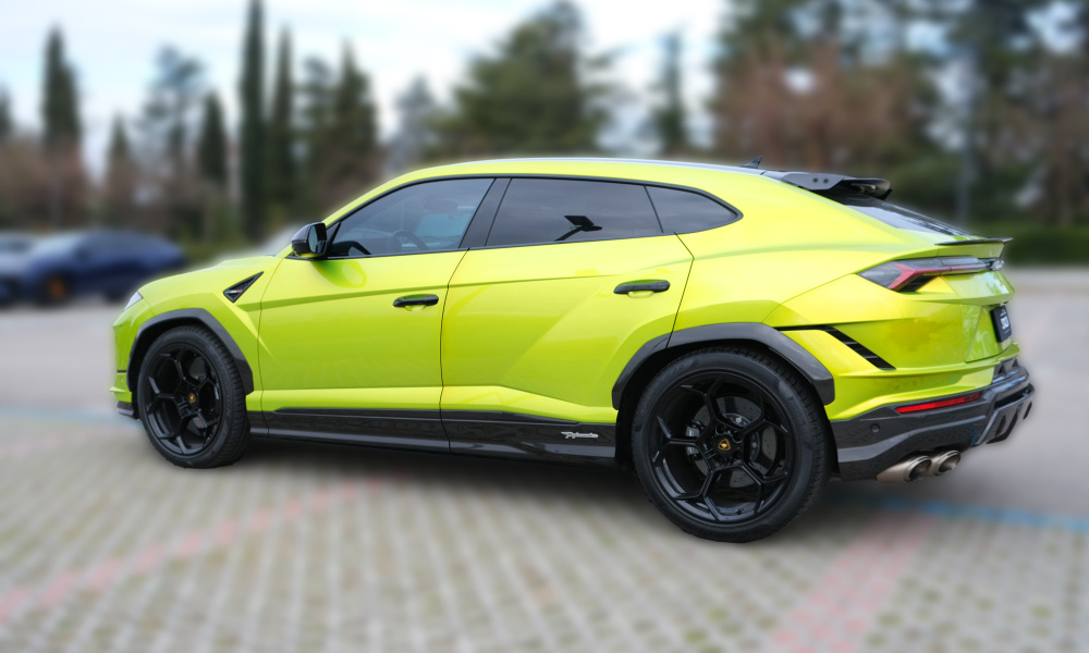 Lamborghini Urus laterale